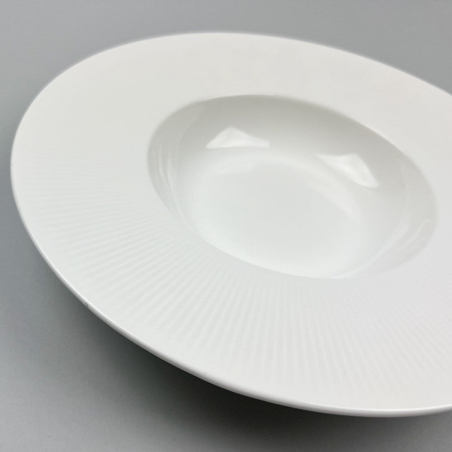 SOU WHITE DURABLE DISHES
