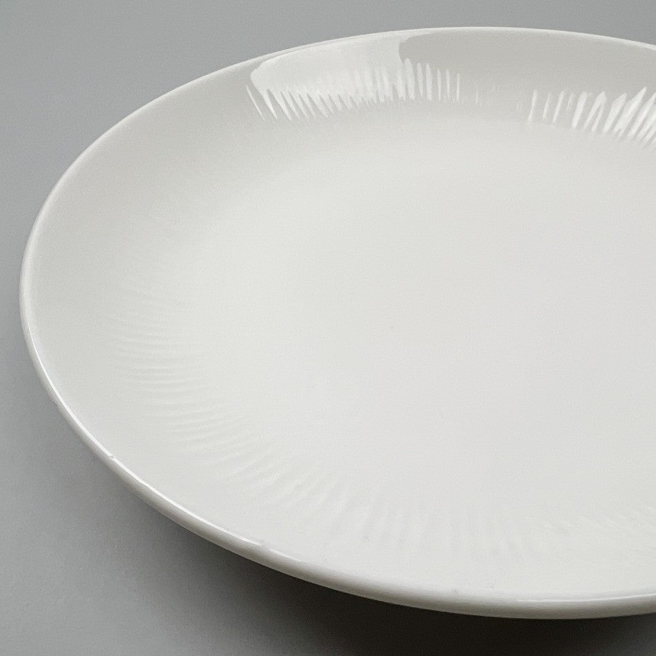 SOU White Striped Round Coupe Deep Plate Shallow Bowl Restaurant Supply Bowery Discount Sale OSARA New York