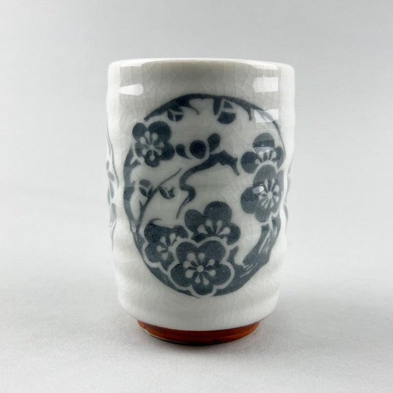 Chikkubai Yunomi White hibi gray Japanese teacups bamboo flowers Restaurant Supply Bowery Discount Sale OSARA New York
