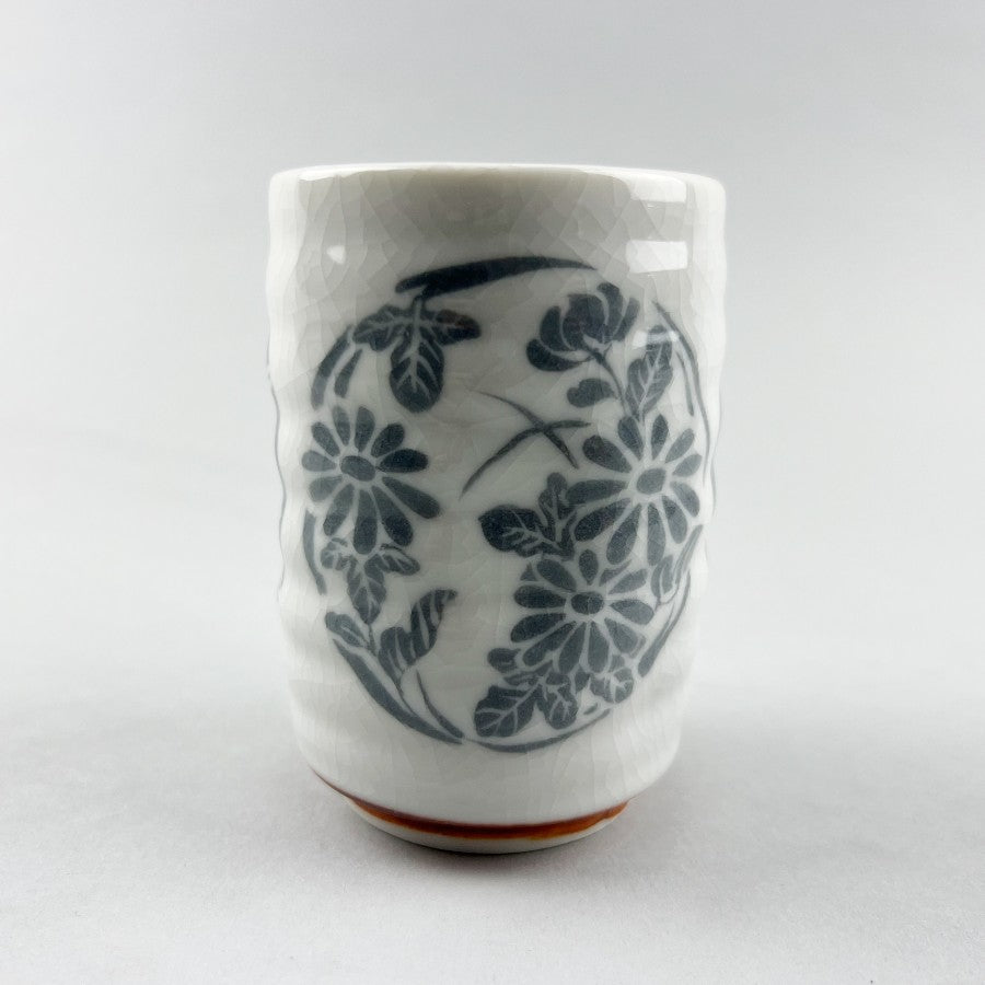 Chikkubai Yunomi White hibi gray Japanese teacups bamboo flowers Restaurant Supply Bowery Discount Sale OSARA New York