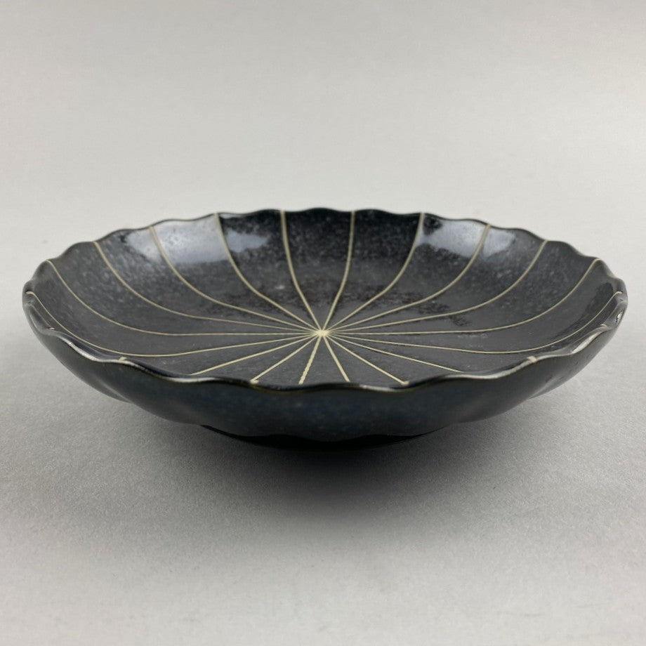 Hasu no ha lotus leaf matte black Japanese plate Restaurant Supply Bowery Discount Sale OSARA New York