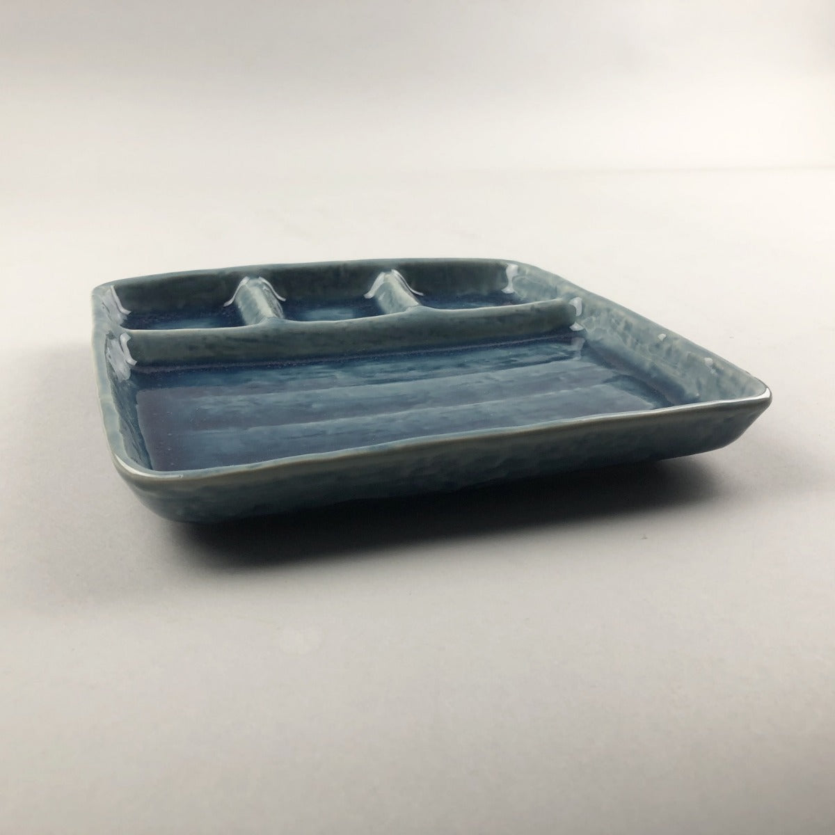 Restaurant Equipment Supply Discount Manhattan OSARA New York 纽约 뉴욕 레스토랑 Japanese Ceramics 和食器 日本 日式厨具 Square place with three section sause/seasoning Sashimi