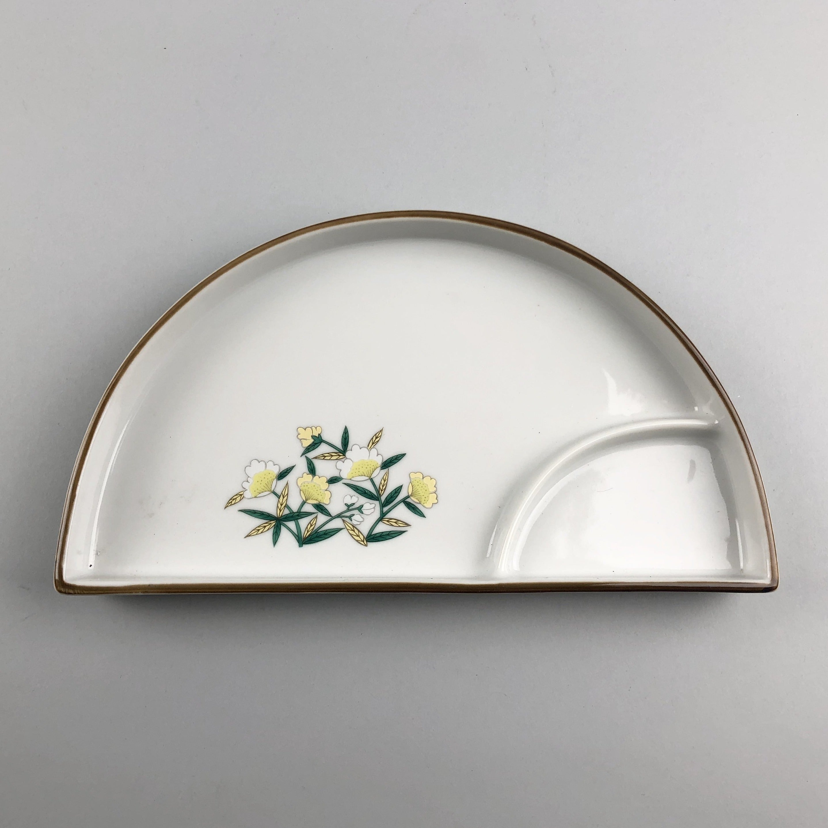 Obi Half round walled sashimi Japanese floral plate restaurant supply Bowery Discount Sale OSARA New York