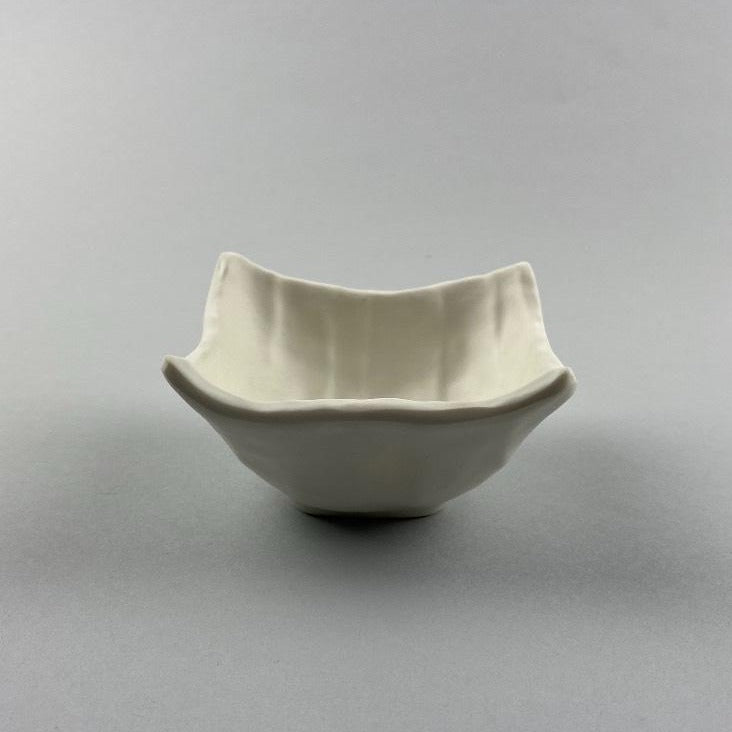 Konami Melamine Semi Matte Black and White Small Bowl Restaurant Supply Bowery Discount Sale OSARA New York