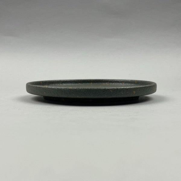 Neo Camo Round Plate with Upright Rim, Omakase Plate(6.6" dia.) and Dinner Plate(8.5" dia.)