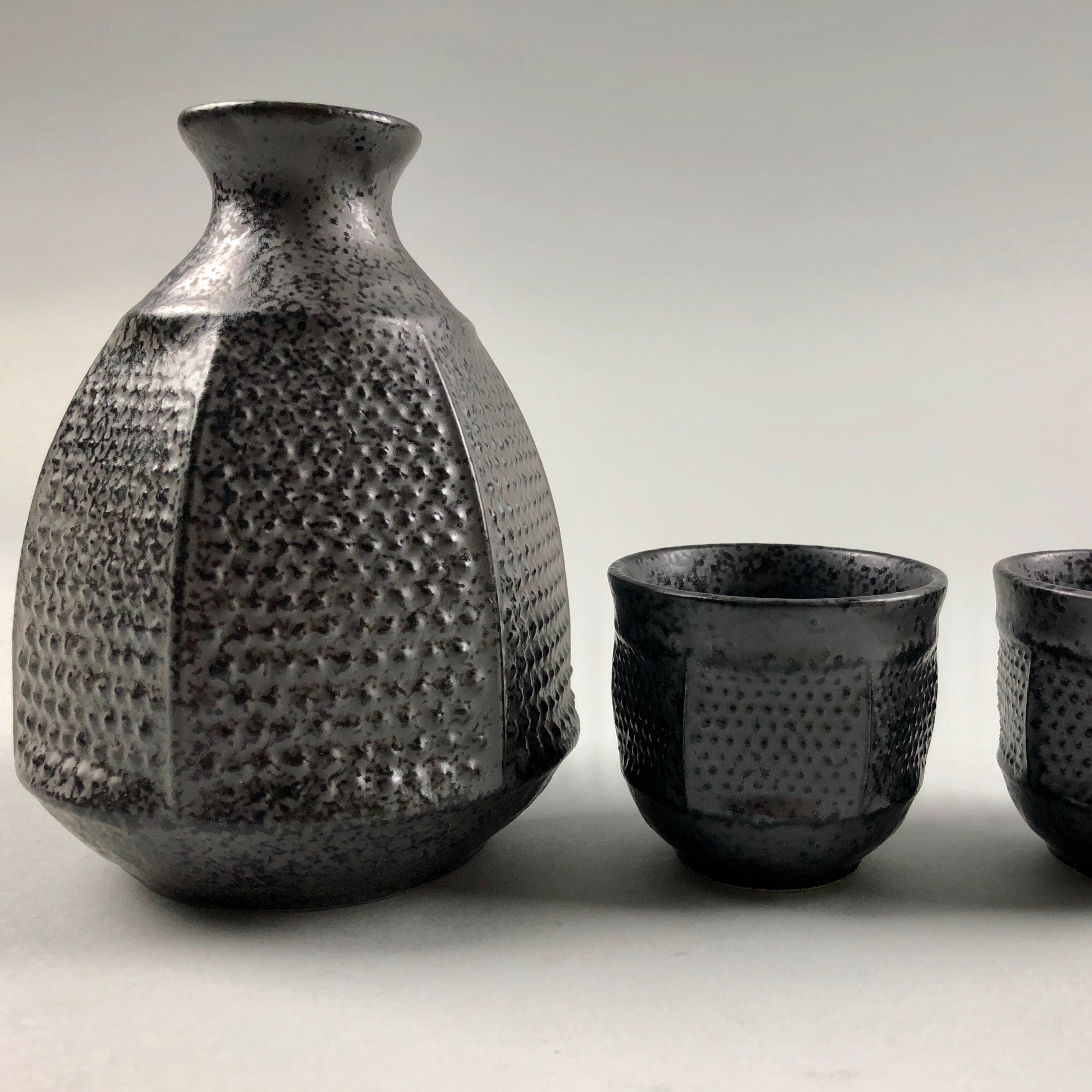 Restaurant Equipment Supply Discount Manhattan OSARA New York 纽约 뉴욕 레스토랑 日式厨具 日本酒 徳利 Sake bottle and cup