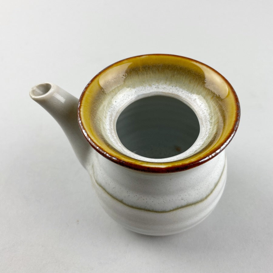 Yukidoke Shoyu-sashi White ceramic soy sauce pourer Japanese restaurant Supply Bowery Discount Sale OSARA New York