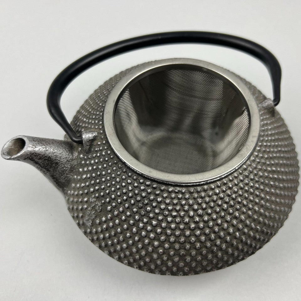 Nanbu Silver Dots Cast Iron teapot made in Japan restaurant supply Bowery New York Sale Discount