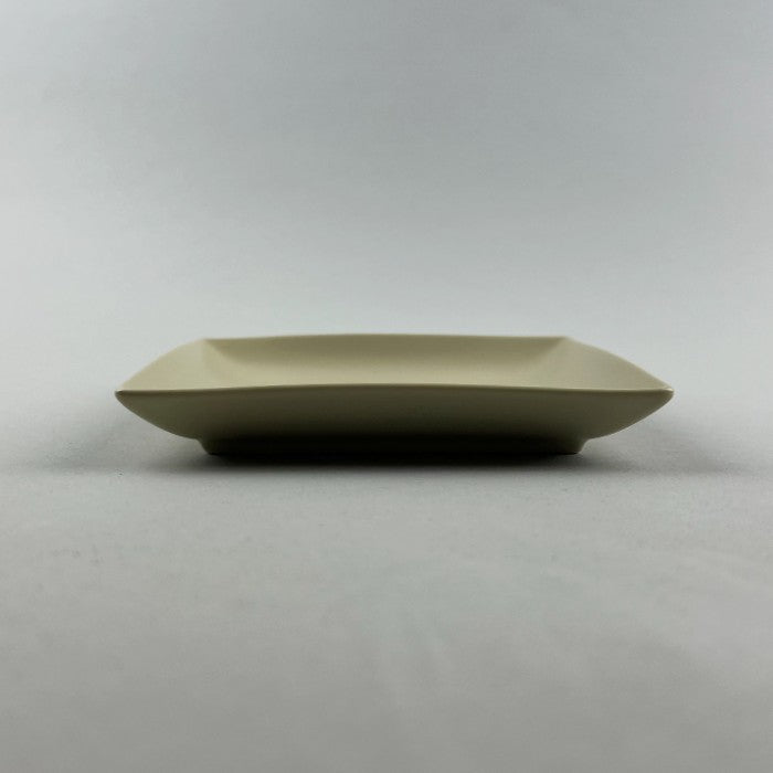 Bowery Matte beige pistachio share plate square dish unique durable dinnerware Restaurant Equipment Supply Discount Manhattan OSARA New York 纽约 뉴욕 레스토랑 日式厨具 Beige Matte Dish