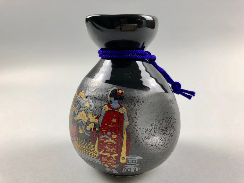 Maiko sake carafe and cup set