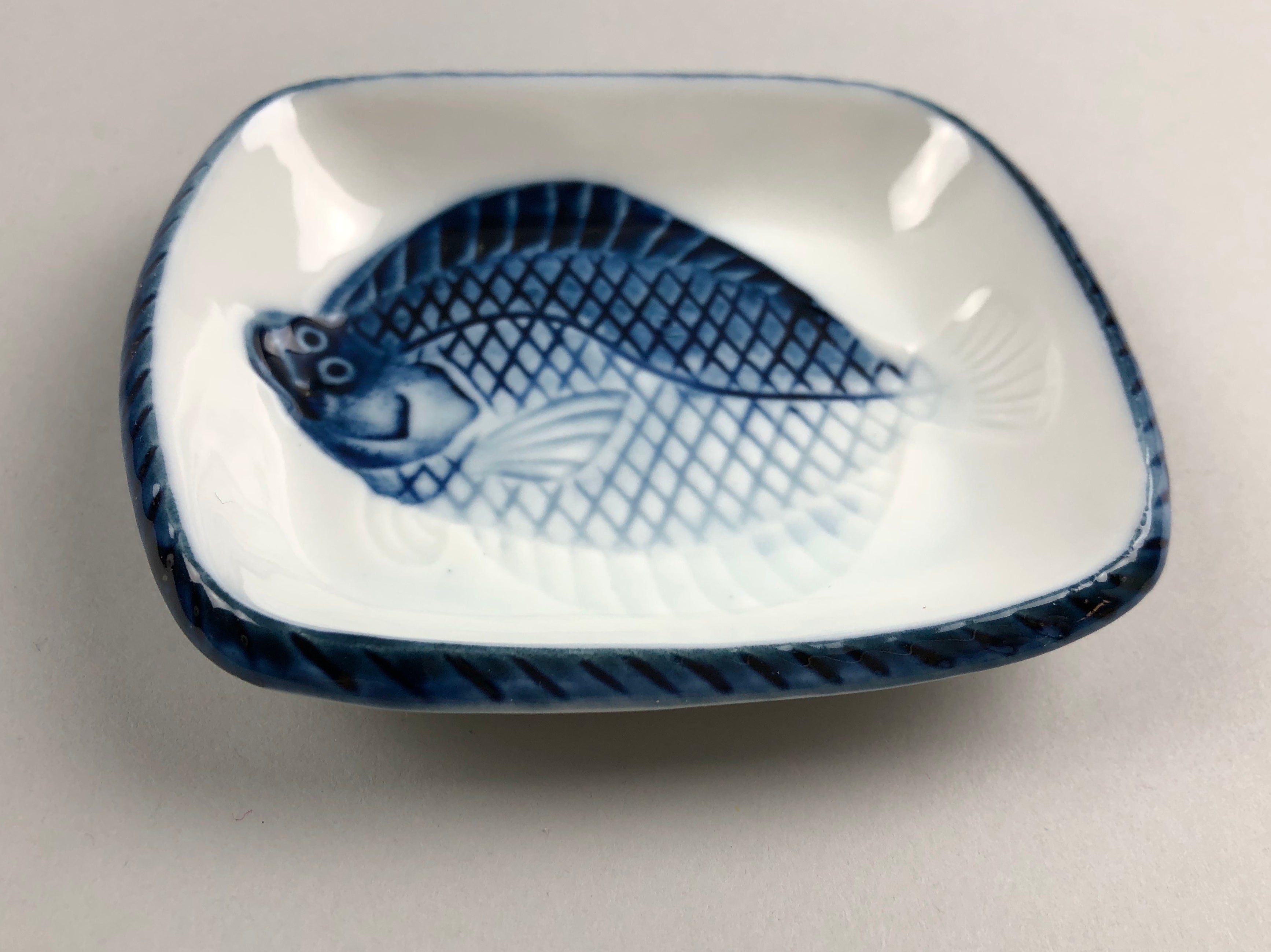 Japanese Kozara Small Sauce Plate with Fish Design 3 3/4
