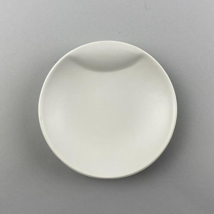 Tohuku Matte White and Black Melamine Plate with Handle Restaurant Supply Bowery Discount Sale OSARA New York